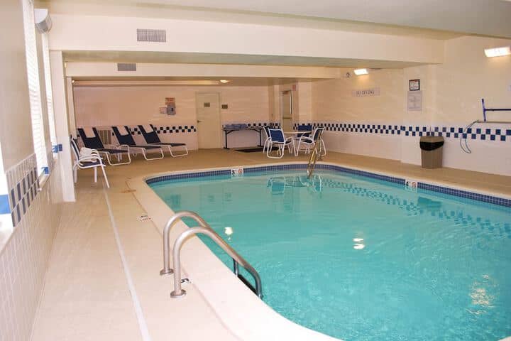 Pool 13 of 28