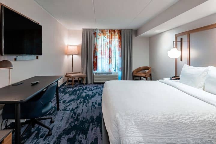 Room 8 of 49